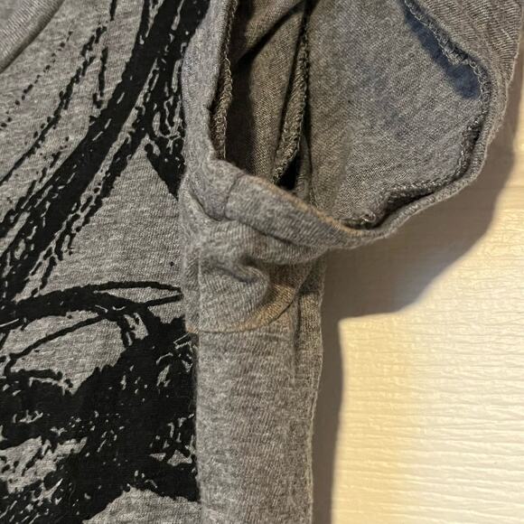 Forever 21 Embellished Graphic Face Tee - Size M - Picture 2 of 8